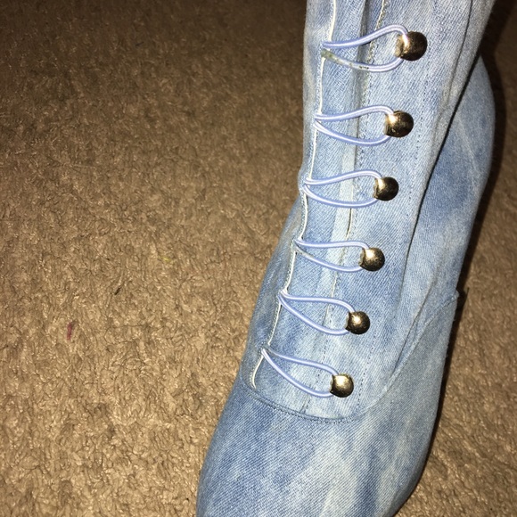 Women’s thigh high boots - Picture 3 of 5